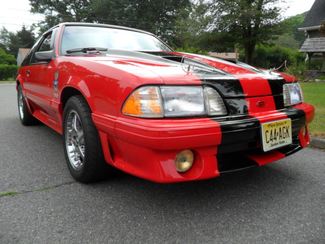 1992 Ford Mustang GT - photo 3