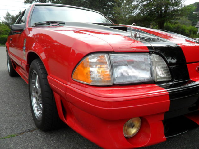 1992 Ford Mustang GT - photo 8