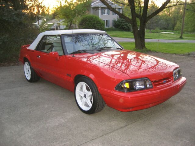 1992 Ford Mustang - photo 2