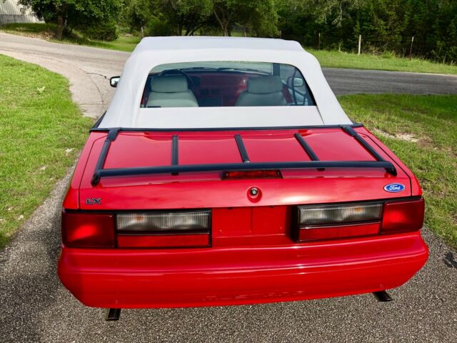 1992 Ford Mustang Leather - photo 4