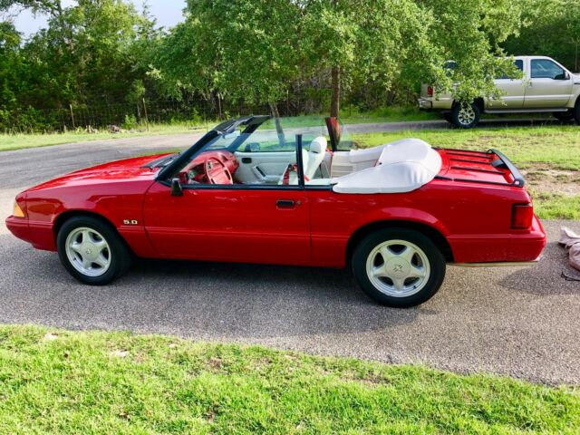 1992 Ford Mustang Leather - photo 9