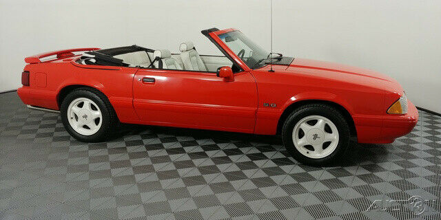 1992 Ford Mustang LX - photo 2