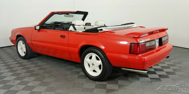 1992 Ford Mustang LX - photo 4