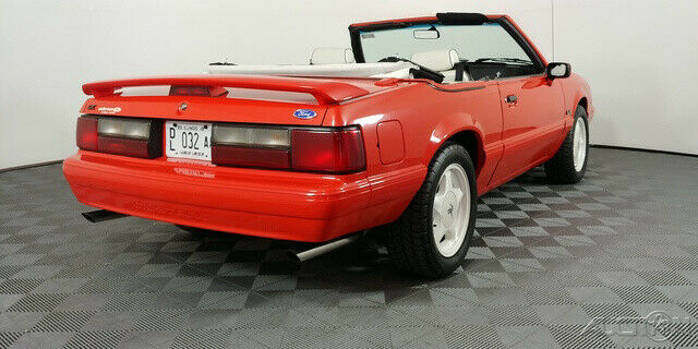 1992 Ford Mustang LX - photo 8