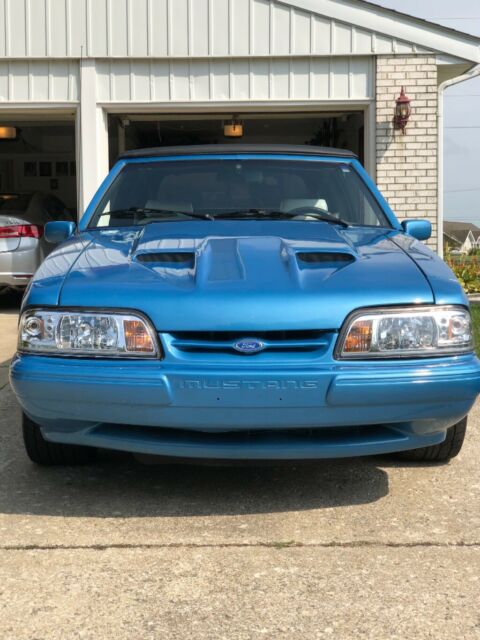 1992 Ford Mustang LX - photo 2