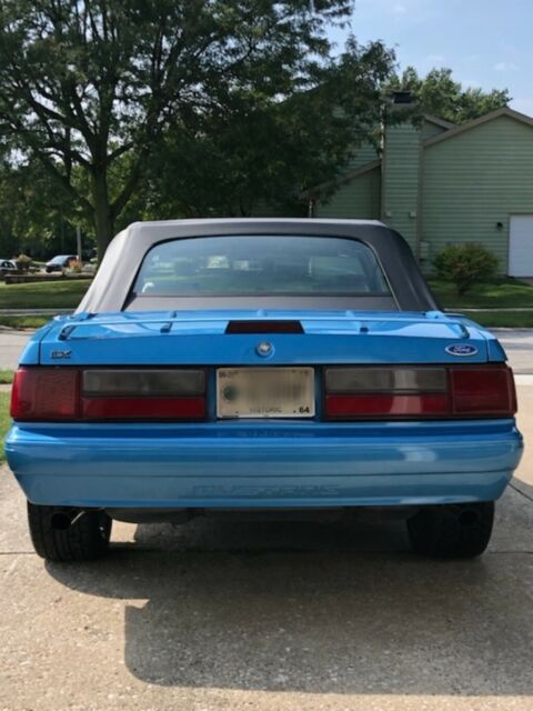 1992 Ford Mustang LX - photo 3