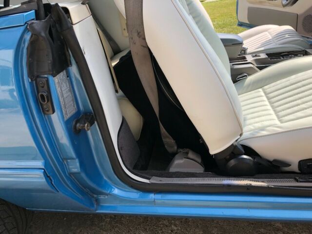 1992 Ford Mustang LX - photo 7