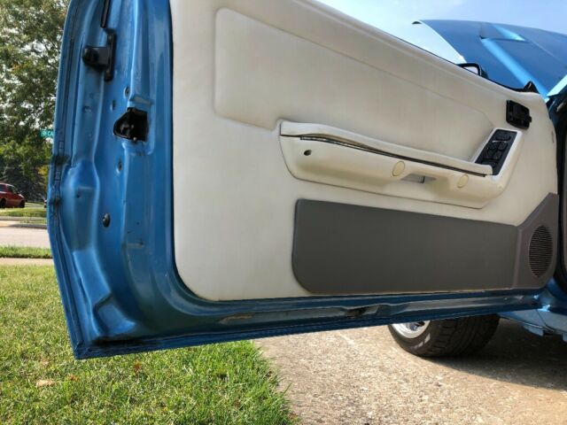 1992 Ford Mustang LX - photo 8