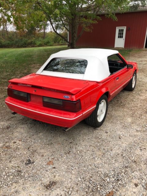 1992 Ford Mustang - photo 3
