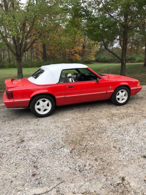 1992 Ford Mustang - photo 4