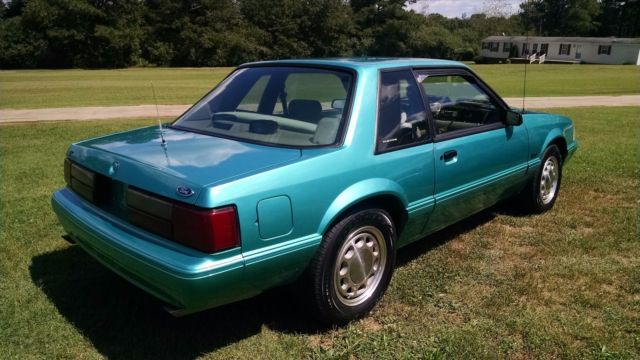 1992 Ford Mustang - photo 3