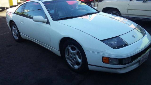 1992 Nissan 300ZX Base 2 dr. Coupe
