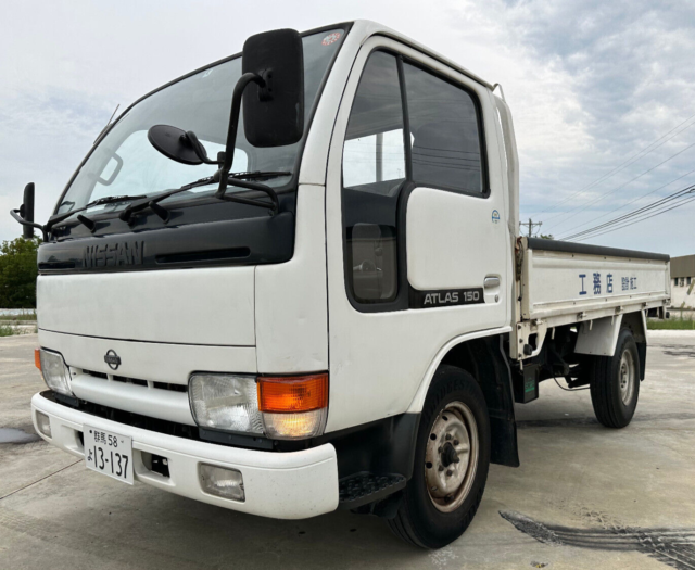 1992 NISSAN ATLAS Pickup COLD AC - 5 speed - RHD 3-way Folding Bed - 40k miles 1992 Nissan Atlas