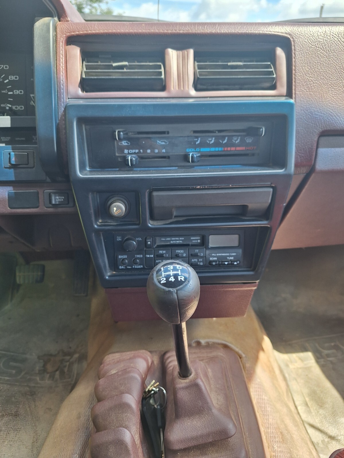 1992 Nissan Other Pickups - photo 10