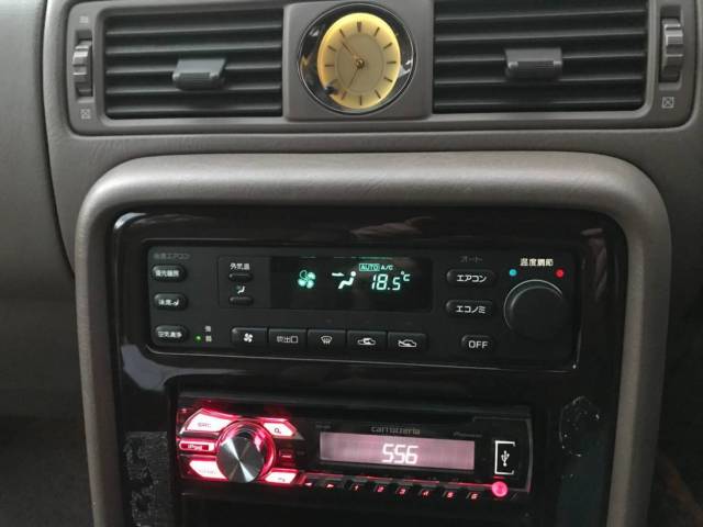 1992 Nissan GLORIA - photo 8