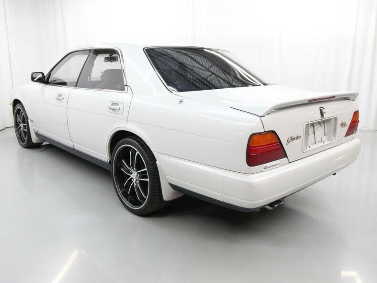 1992 Nissan Gloria Gran Turismo - photo 5