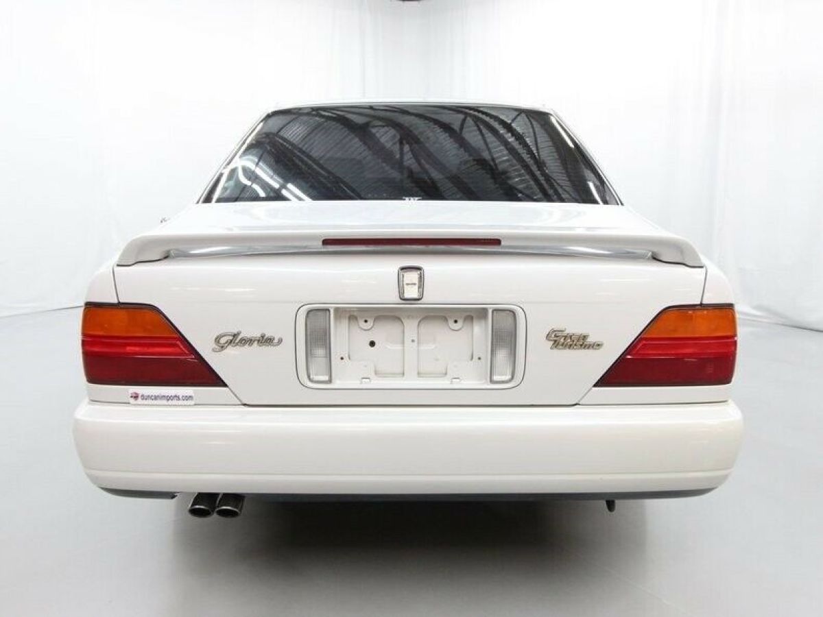 1992 Nissan Gloria Gran Turismo - photo 6