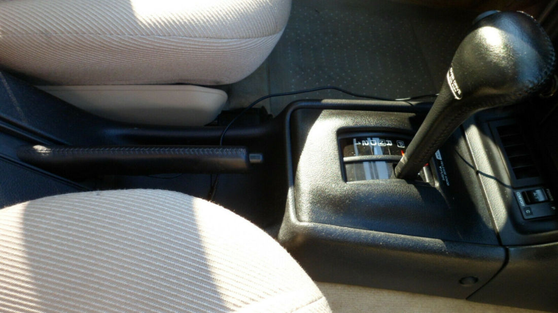 1992 Nissan Maxima SE - photo 11