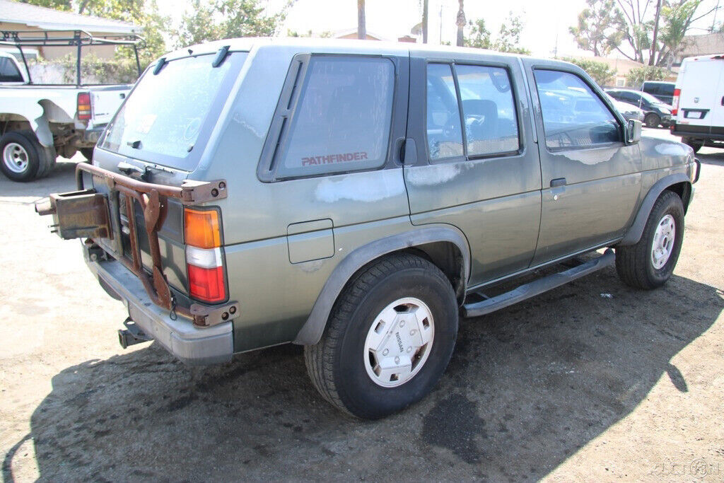 1992 Nissan Pathfinder SE - photo 4