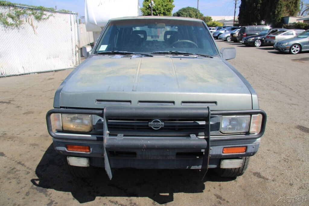 1992 Nissan Pathfinder SE - photo 9