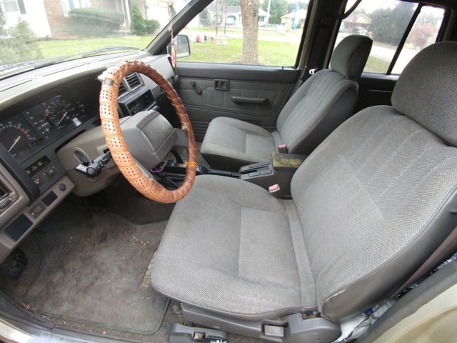 1992 Nissan Pathfinder XE - photo 6