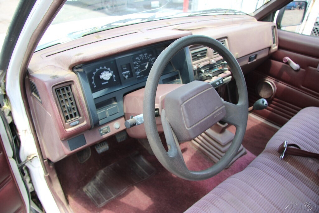 1992 Nissan Truck - photo 13