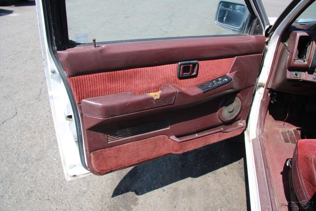 1992 Nissan Truck SE V6 - photo 11