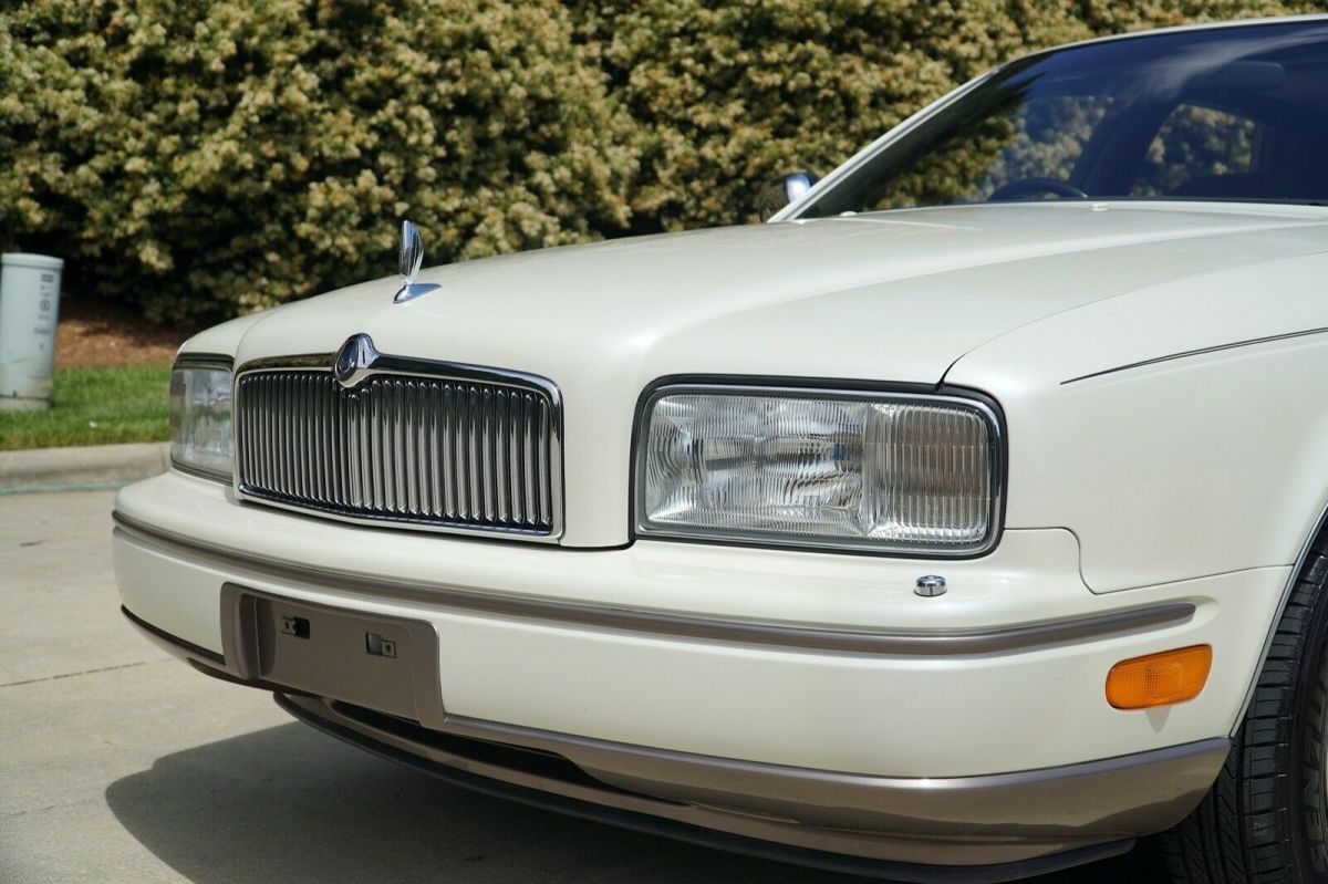 1992 Nissan President JS - photo 2