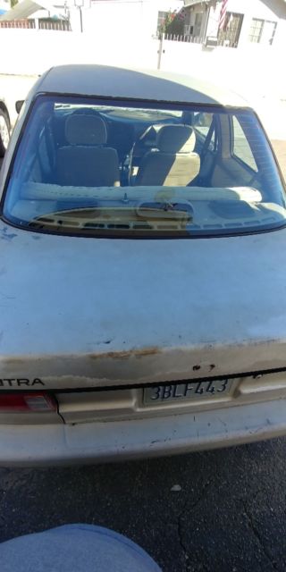1992 Nissan Sentra - photo 4