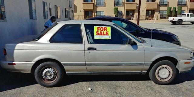 1992 Nissan Sentra - photo 5