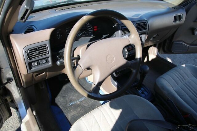 1992 Nissan Sentra - photo 11