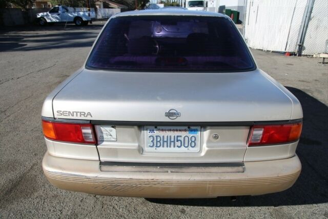 1992 Nissan Sentra - photo 4