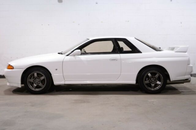 1992 Nissan GT-R - photo 4