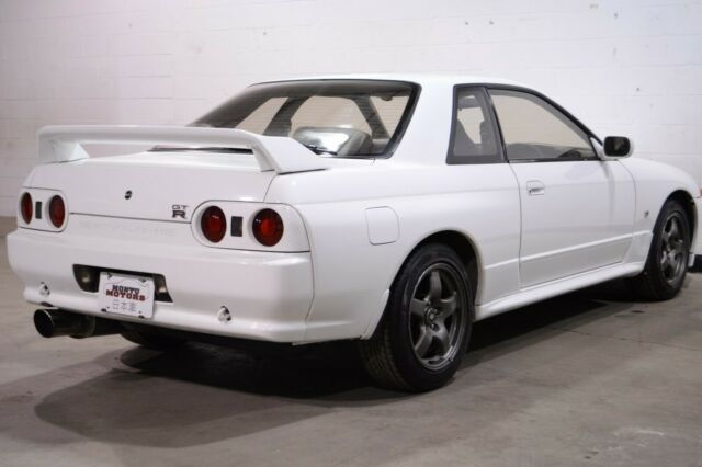 1992 Nissan GT-R - photo 5