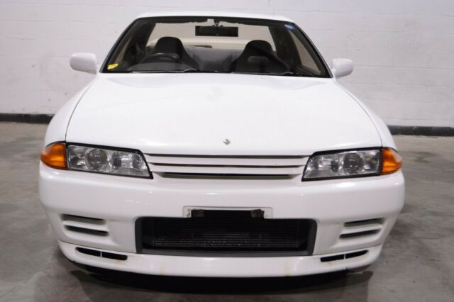 1992 Nissan GT-R - photo 2