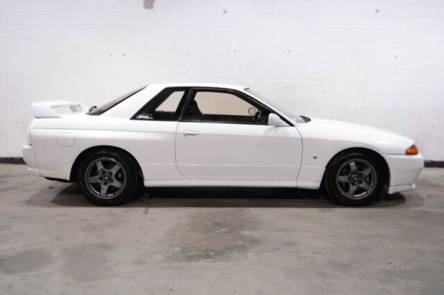 1992 Nissan GT-R - photo 4