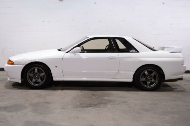 1992 Nissan GT-R - photo 8