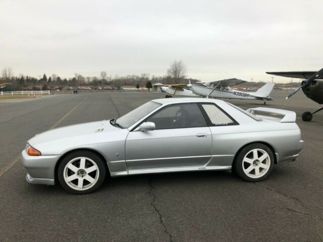 1992 Nissan GT-R GTR - photo 2