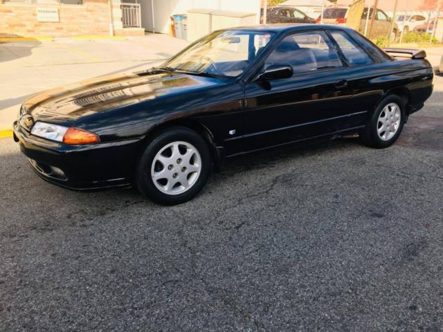1992 Nissan Skyline GTS Type S R32 Coupe Auto RB20de JDM RHD Auction Grade 3 HCR 1992 Nissan Skyline R32 GTS Type S