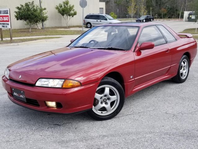 1992 Nissan Skyline GTS-4