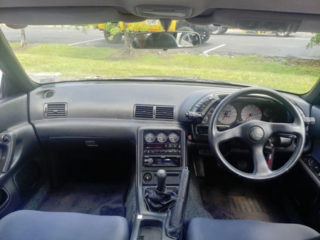 1992 Nissan GT-R Base - photo 8