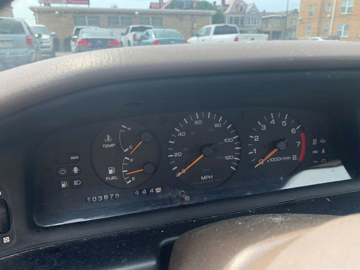 1992 Nissan Stanza GXE sedan (auto) - photo 9