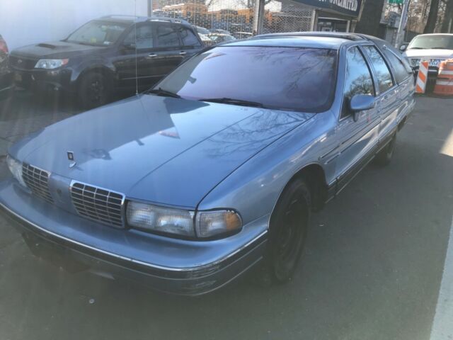 1992 Oldsmobile Custom Cruiser S - photo 10