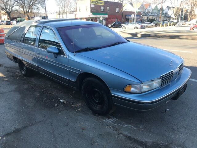 1992 Oldsmobile Custom Cruiser S - photo 7