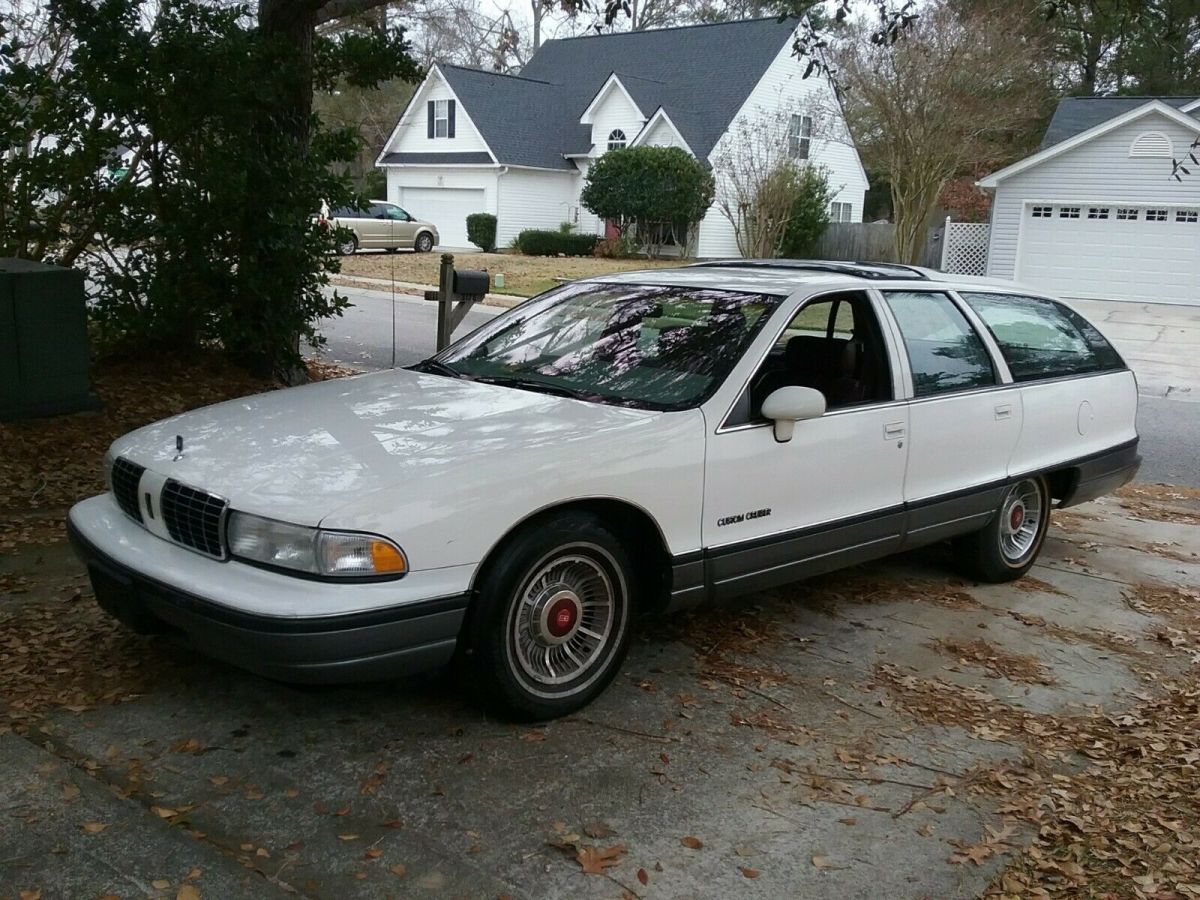 1992 Olds Custom Cruiser station wagon 2 own 91k mi 5.0L 3 seat leather VGC 1992 Oldsmobile Custom Cruiser