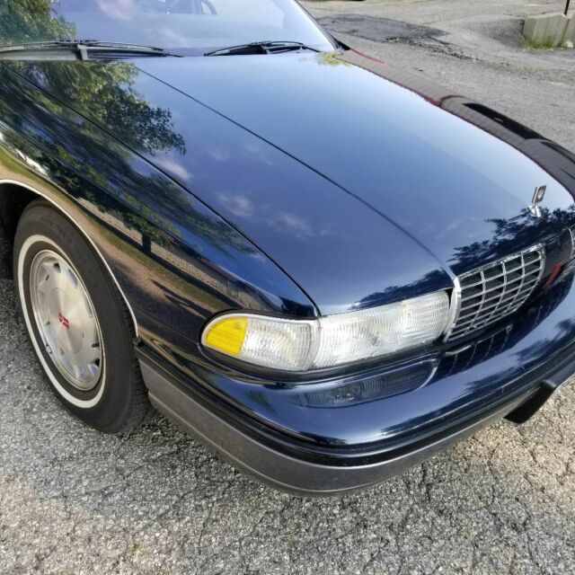 1992 Oldsmobile Custom Cruiser - photo 6