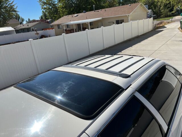 1992 Oldsmobile Custom Cruiser - photo 10