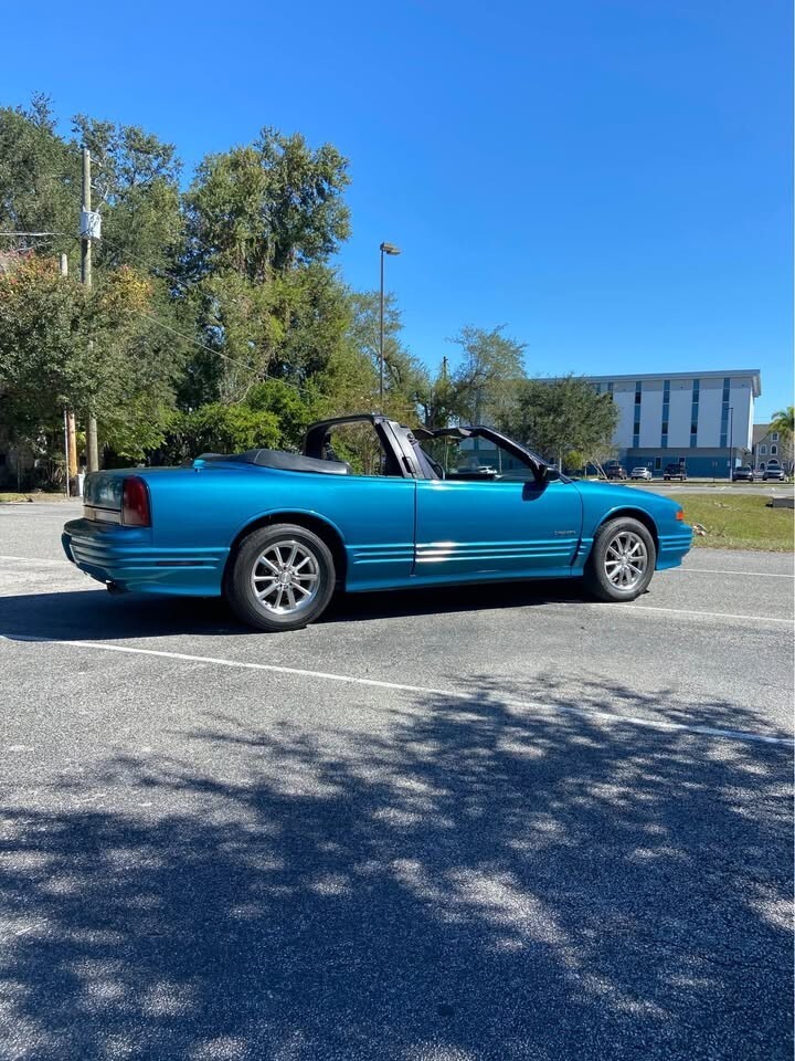 1992 Oldsmobile Cutlass - photo 2