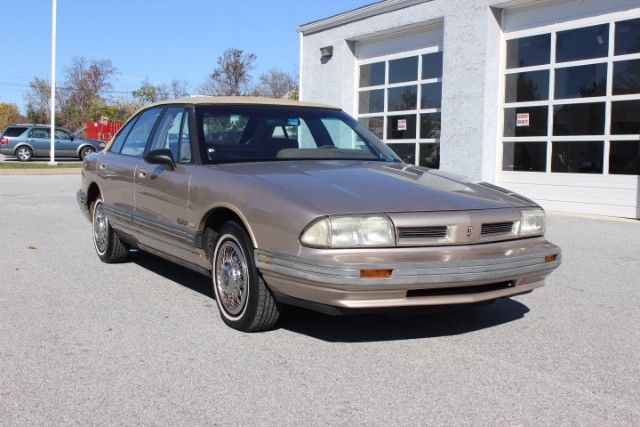 1992 Oldsmobile Eighty-Eight Base