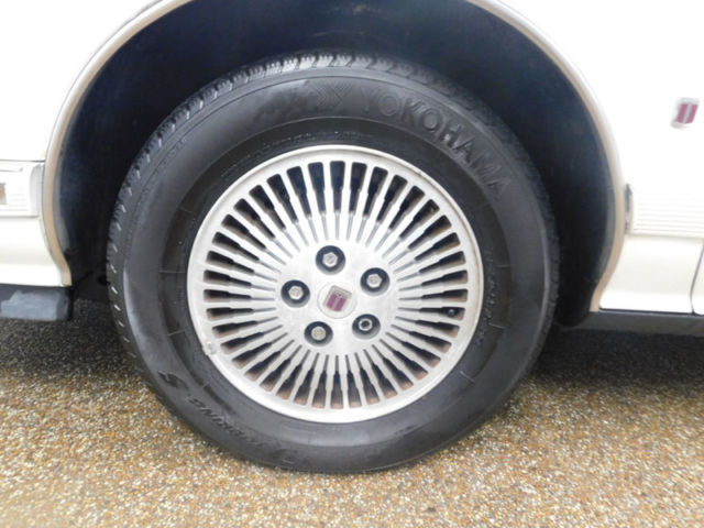 1992 Oldsmobile Toronado 2dr Coupe - photo 12
